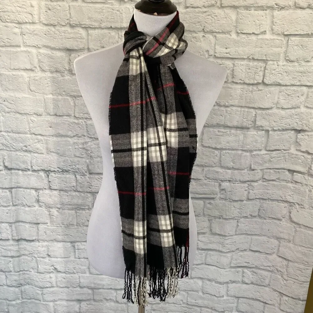 Plaid winter scarf black white & red w/end fringe 63.5”x12”